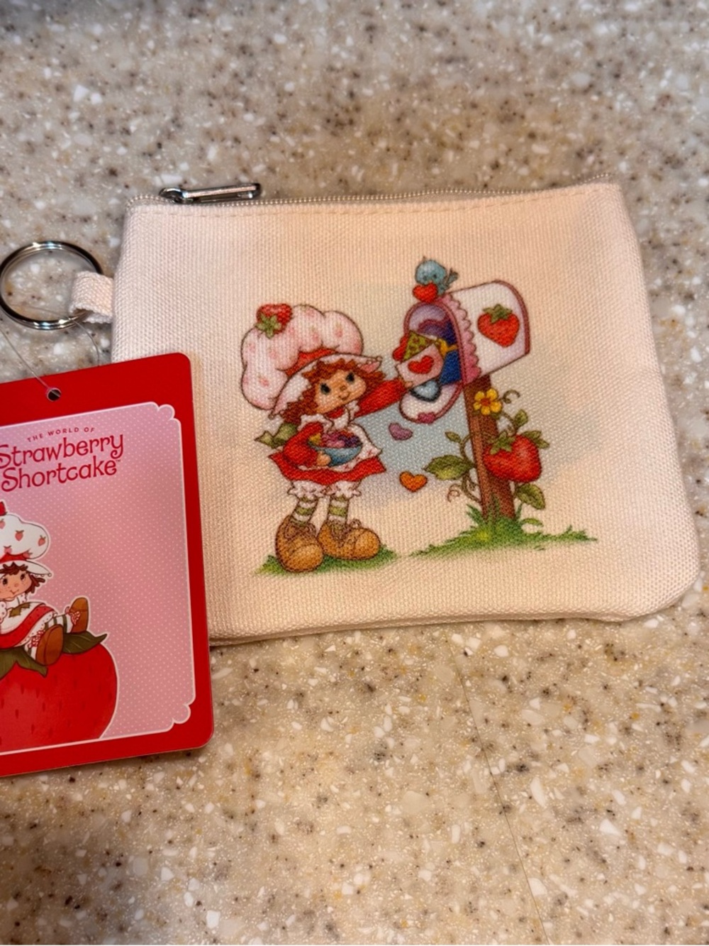 Strawberry Shortcake Pink Heart Keychain & Cream Coin Pouch Set - Picture 2 of 3